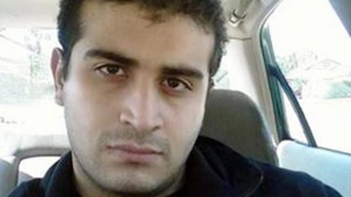 FBI agents dig out history of Orlando nightclub shooter